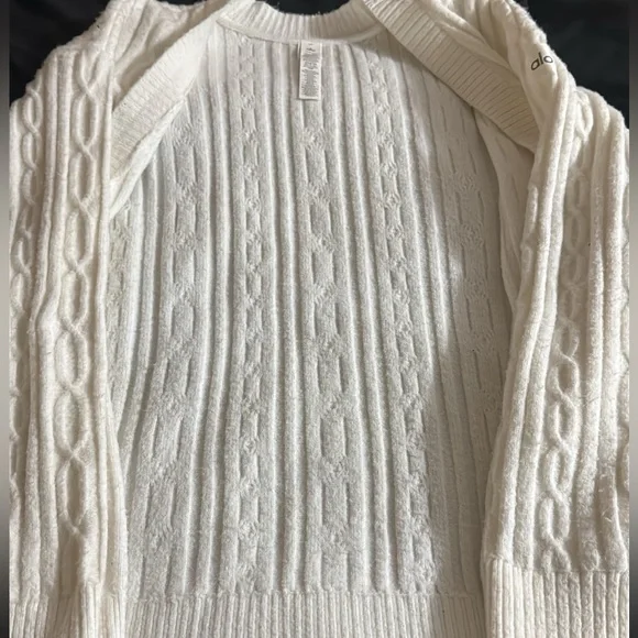 ALO cable knit cardigan - Picture 4 of 5